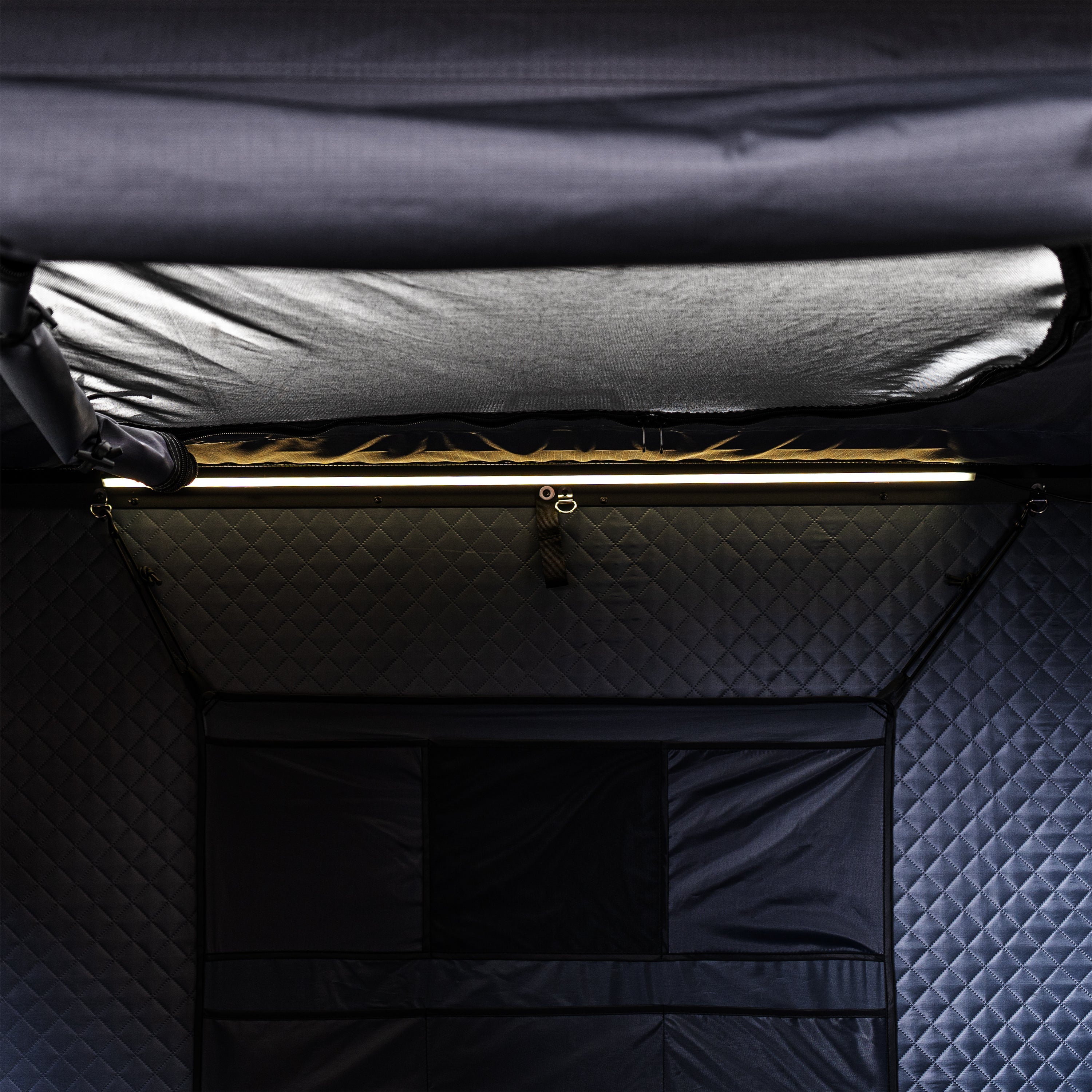 Expedition Max Go Overland® Roof Tent