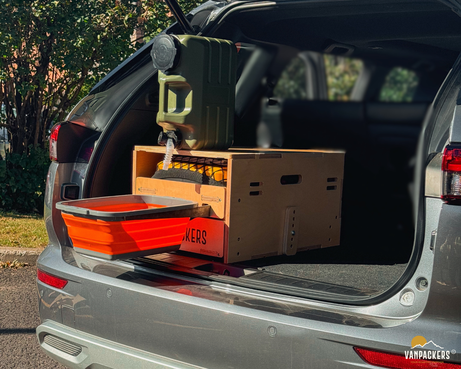 Kitchen Box & Box Plus - Trunk kitchen | Vanpackers®