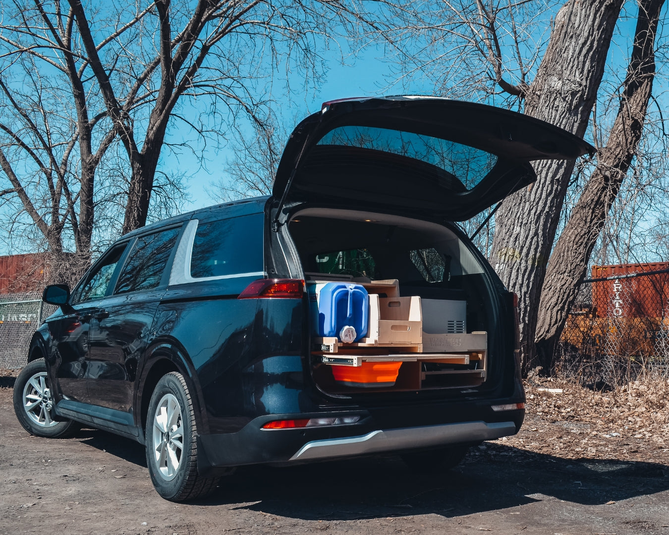 Conversion kit for Kia Carnival Vanpackers®