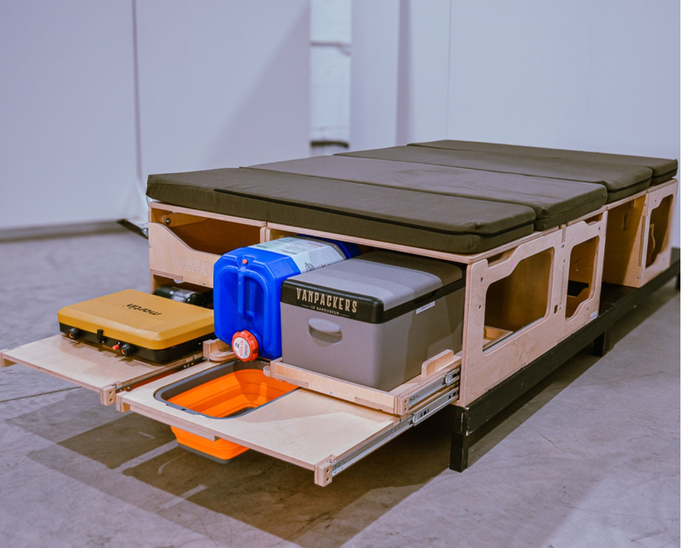 Structure kit fourgonette compacte | Vanpackers®