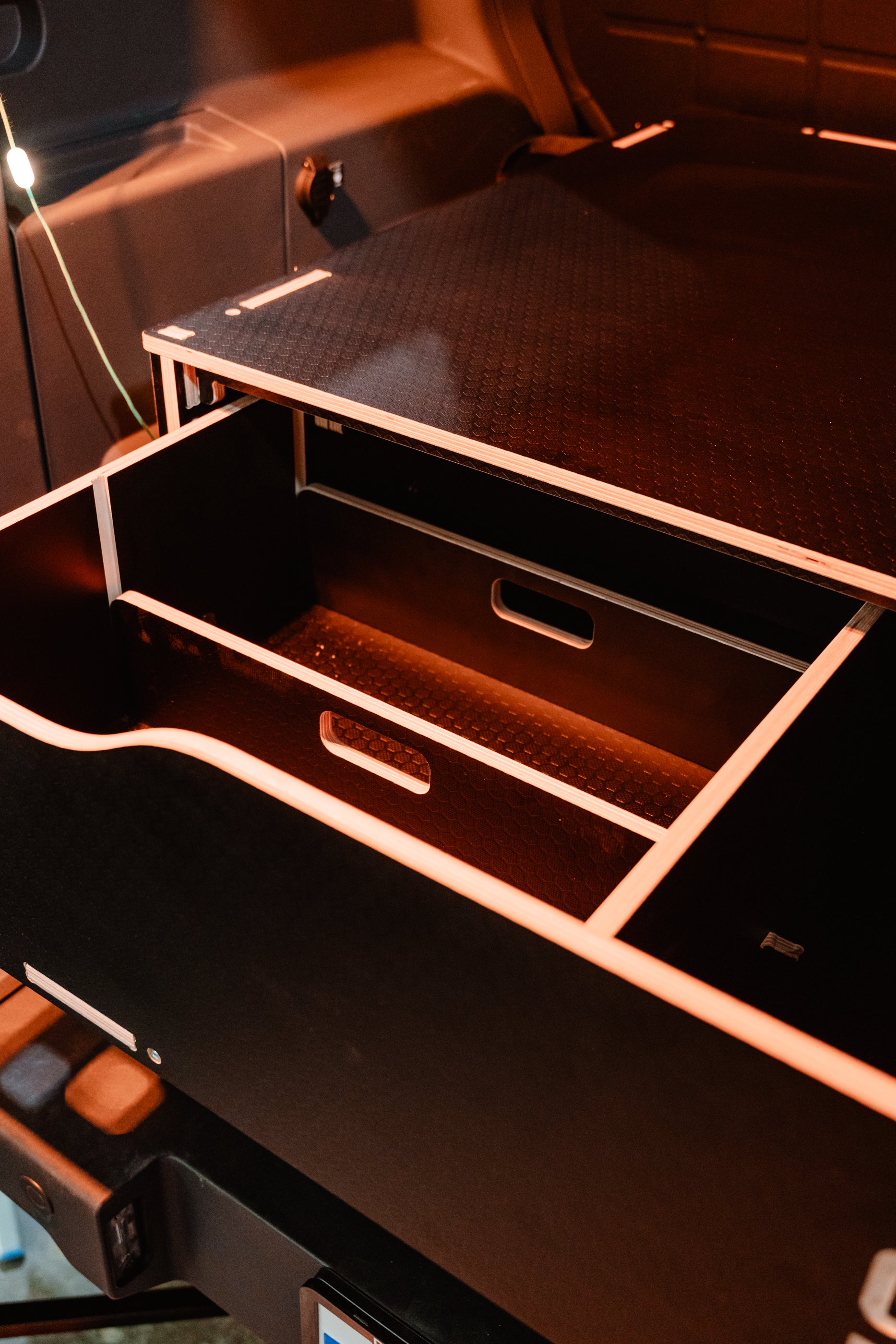 TrailBox - Tiroir de rangement pour voiture | Vanpackers® x Go Overland®