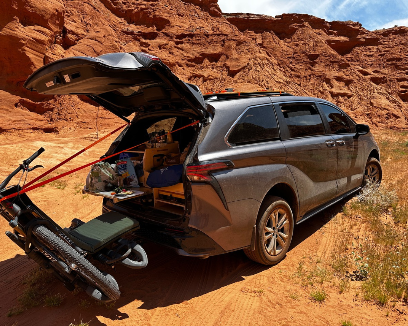 Conversion kit for Toyota Sienna S4 (2021+) Vanpackers®