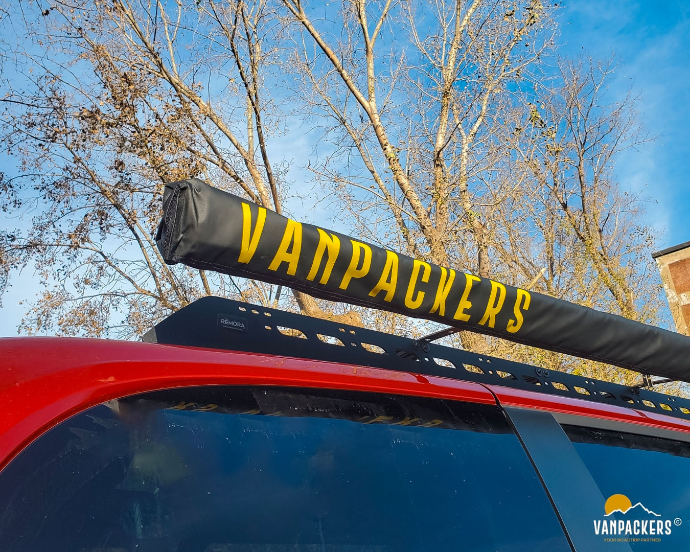 Side awning for minivans, SUV and other vehicles | Vanpackers®