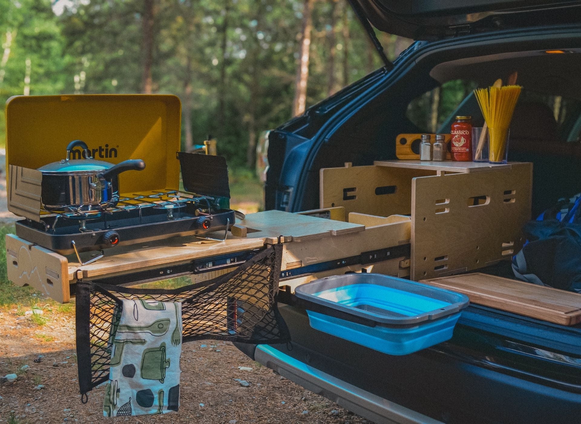 Vanpackers Kitchen Box Mini Open