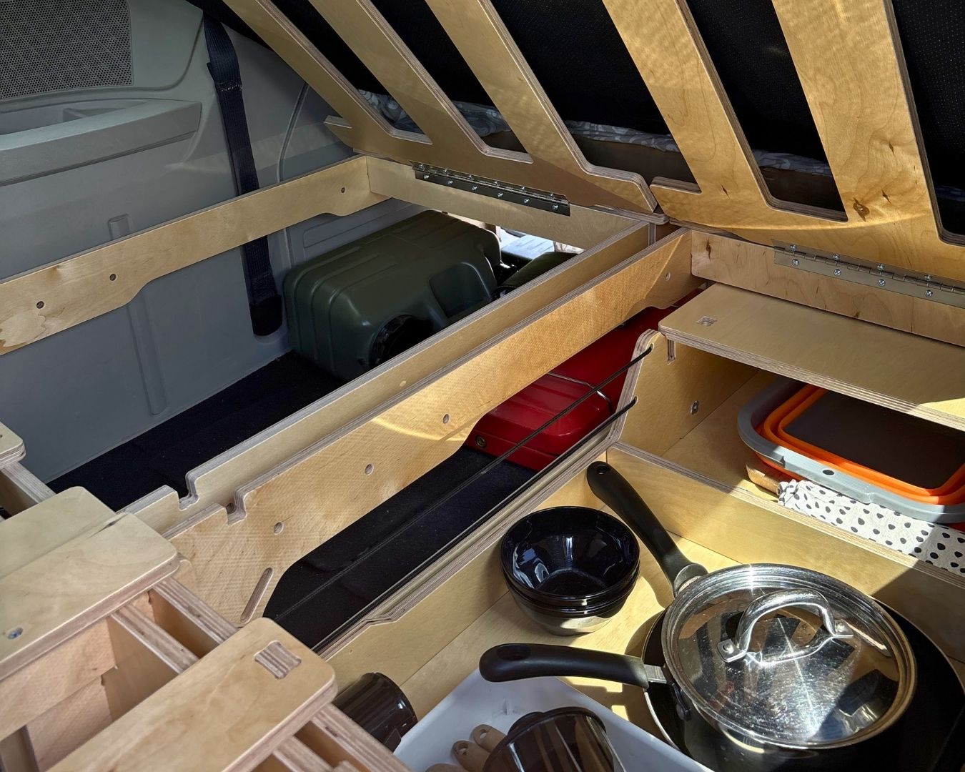 Simple kit | Modular Sleeping Platform
