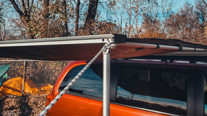 Simplify your adventures with our practical setup for the minivan awning – perfect for on-the-go shelter
